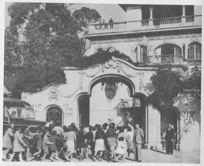 “Education was of great importance to the libertarian movement. Schools throughout revolutionary Spain came under popular control and many new ones were started.” “Young children enter a libertarian school.”